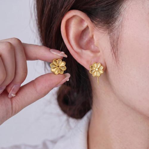 21-karat gold rose earrings