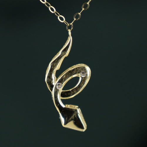 عقد سلسال شكل الافعى