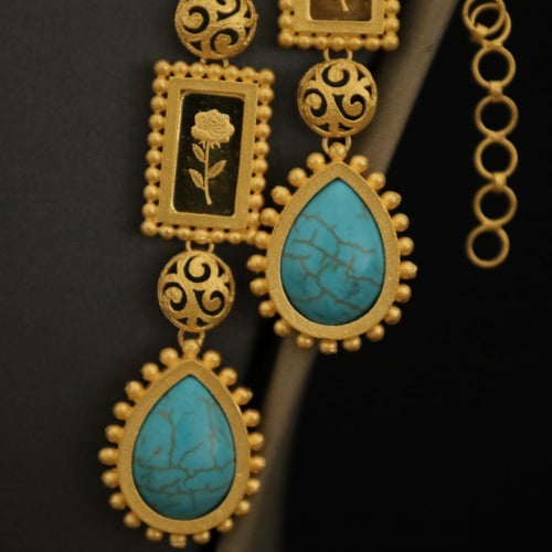 طقم حجر عقيق سماوي مع السبائك