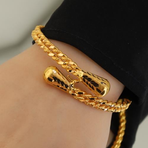 سوارة مزدوج مبروم