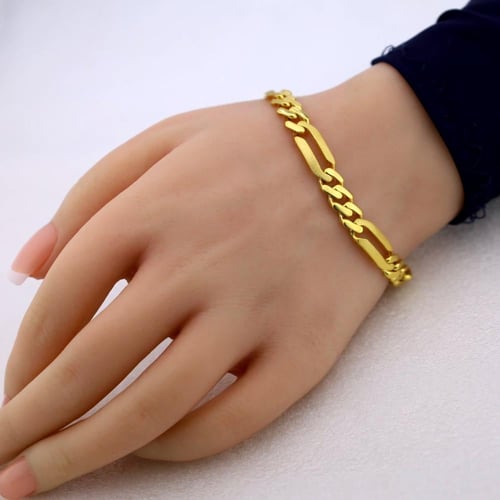 سوارة طايحة موناكو FIGARO