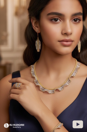 طقم كور ميكس ابيض و ذهبي