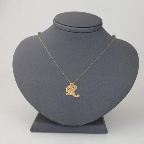 عقد من ذهب بالحرف اللي تبي