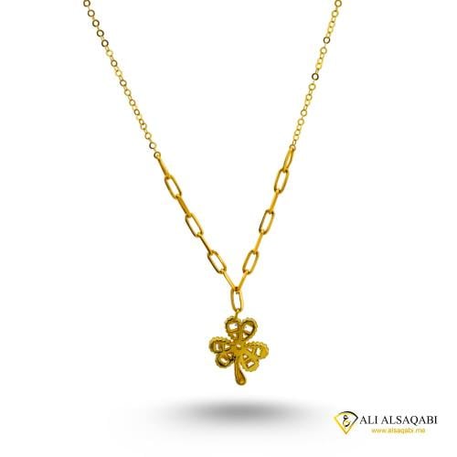 عقد وردة القلوب