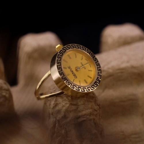 خاتم ساعة تصميم كلاسيكي Cartier