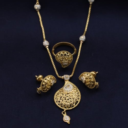 تعليق طقم هندي