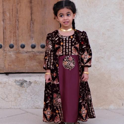 فستان شعبي عنابي غامق