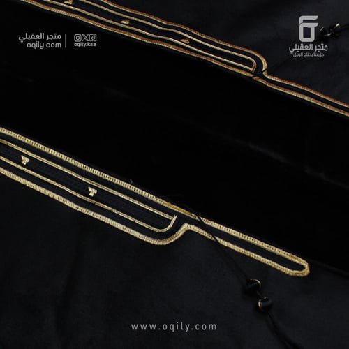 فروه رجالية سوداء تطريز ذهبي