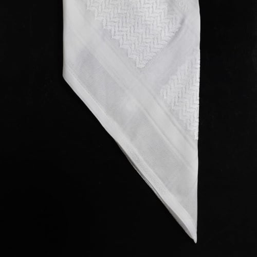 شماغ ديفون ابيض