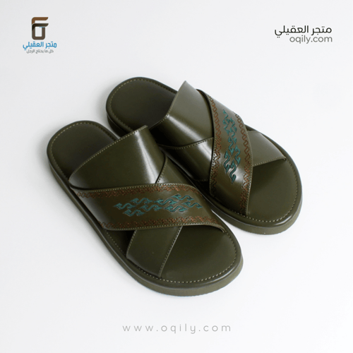 حذاء شرقي رجالي زيتي