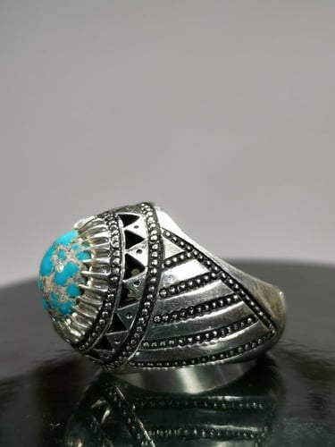 خاتم الفضة بحجر فيروز نيشابوري ايراني بصياغة الأست...