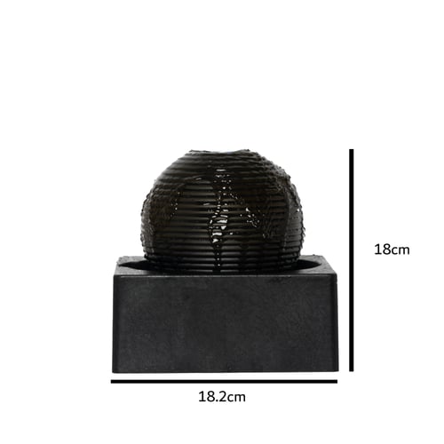 نافورة منزلية بشكل كروي