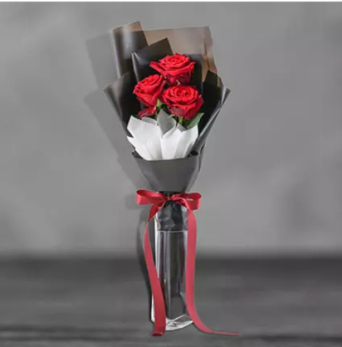 ورد أحمر رومانسي