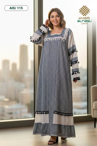 جلابية فلسطينية بتفاصيل كشكش ونقشة ناعمة | تصميم ت...