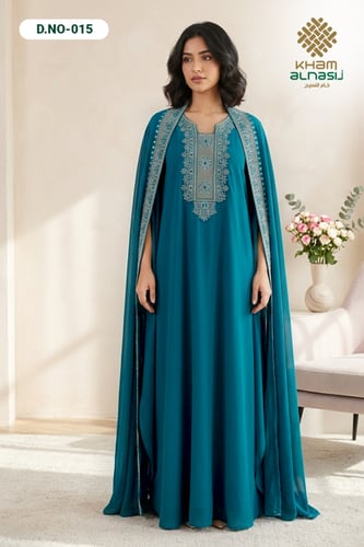 جلابية شيفون وطني مع كاب مطرز