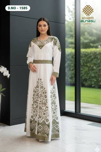 جلابية تراثية مزخرفة بتفاصيل فنية مميزة | أناقة مس...