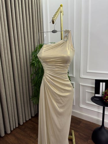 فستان رقم 7064