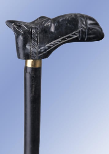 عصا بمسكة من قرن الجاموس