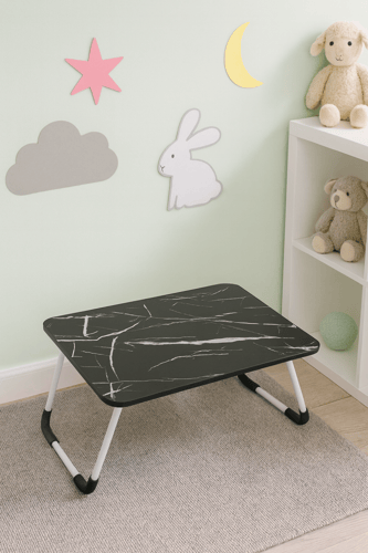 طاولة كمبيوتر قابلة للطي