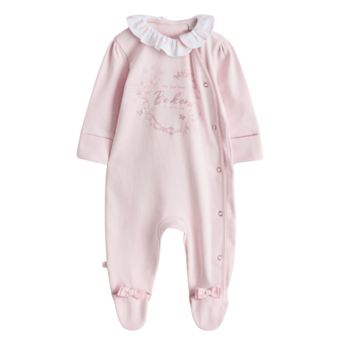 ٣ قطع تيد بيكر