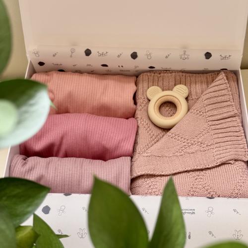 صندوق مجموعة بنات