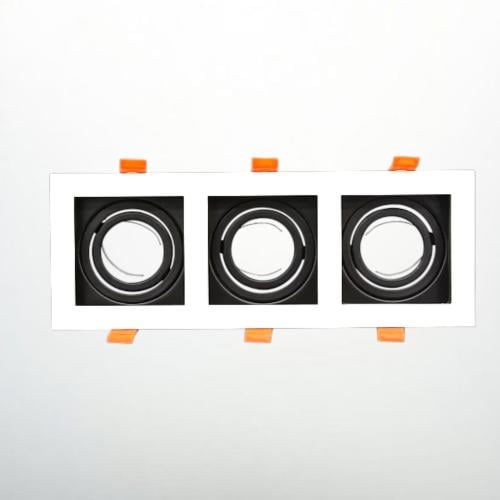 إطار كشاف سبوت لايت ثلاثي اسود غطاء ابيض المنيوم م...