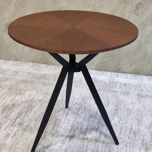 طاولة مفرد خشب معا قاعدة حديد