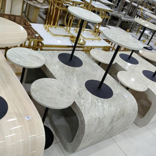 طقم طاولات خدمه مع 4 خدمة