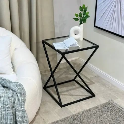 زاوية حديد أسود بسطح زجاج شفاف TL
