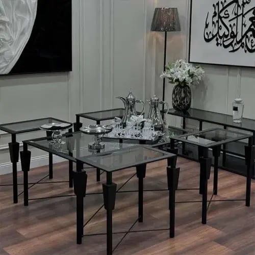 طقم طاولات كلاسك أسود ملكي سنديان مع 4 خدمات