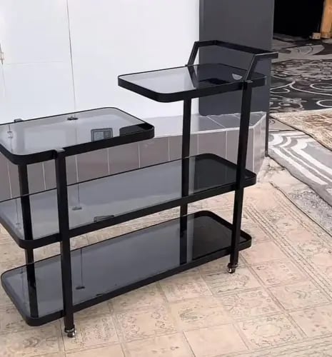 عربة تقديم 4 أدوار قاعدة معدنية و زجاج اسود