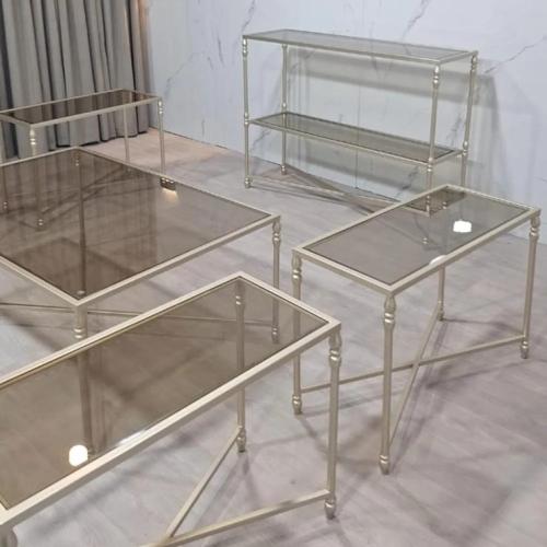 طقم طاولة مع 6 خدمة مع مدخل لون شمباني زجاج بني