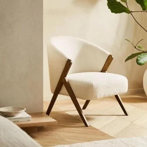 كرسي بوكلية لون ابيض