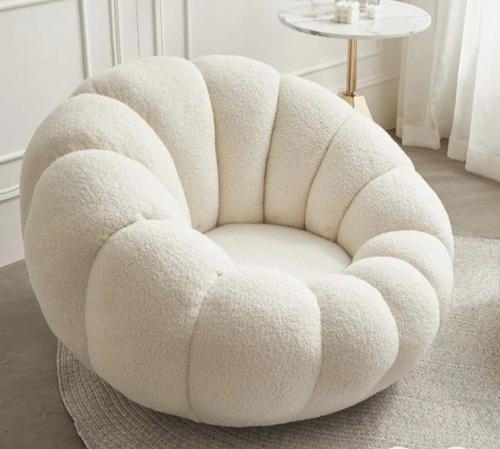 كرسي بوكلية بتصميم عصري