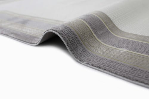 سجاد شهلاء كريم رمادي