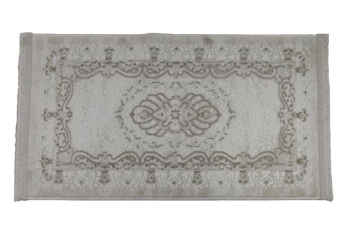 سجاد لازارا