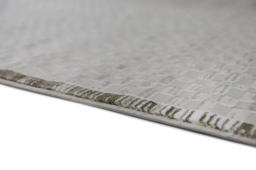 سجاد لازارا كريم