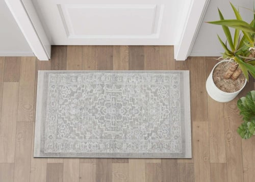 سجاد لازارا