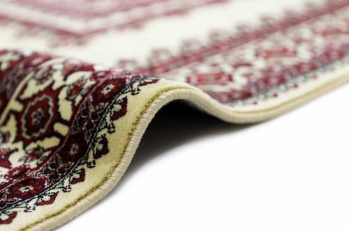 سجادة بيلوتشي - المربعانية