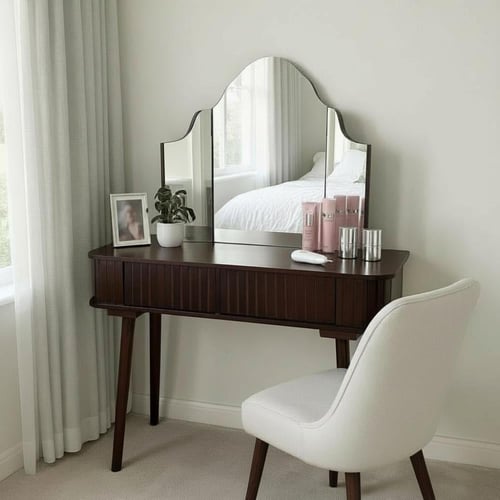 طاولة تزيين خشبية بني غامق مع مرآة ثلاثية وأدراج –...