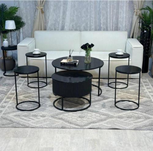 طقم طاولات ضيافة 6 قطع أسود مطفي (طاولتين وسط متدا...