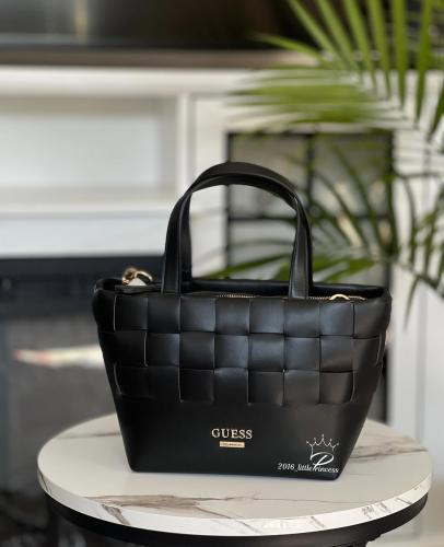 شنطه Guess