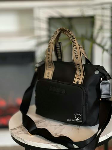 شنطه Tommy Hilfiger