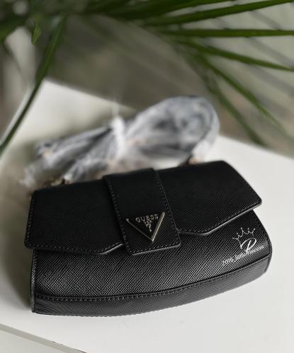 شنطه Guess صغيره