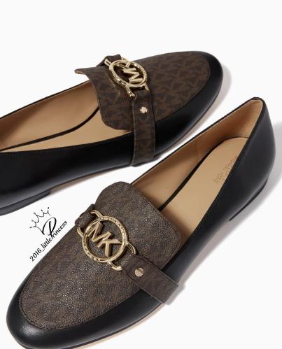 حذاء Michael Kors