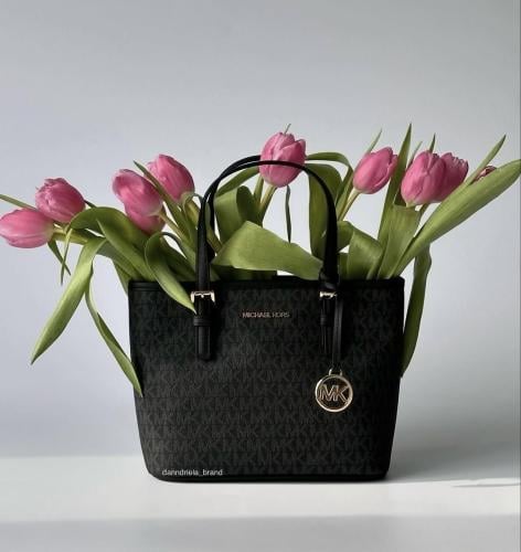 شنطه Michael Kors