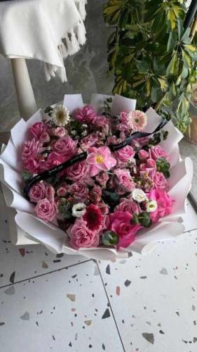 باقة رقة الورد