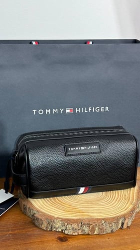 شنطة سوداء تومي هيلفقر