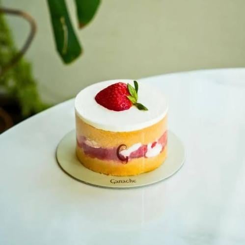 كيكة فراولة جاناش