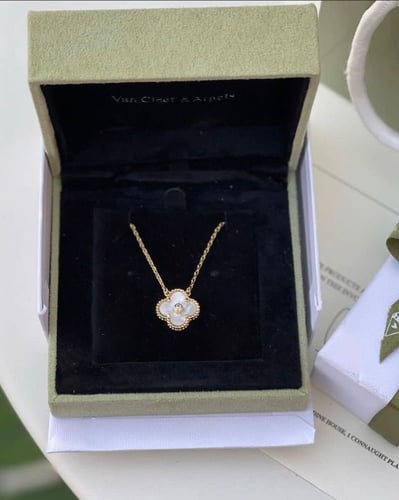 سلسال فان كليف كلوفر – إصدار جديد | متجر كوكسات